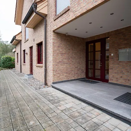 Birkenhain 5 דירה *